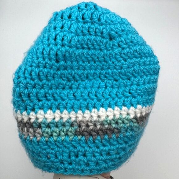 Handmade Women’s Blue Crochet Beanie White Flower Stripe Winter Hat Grannycore - Picture 7 of 9